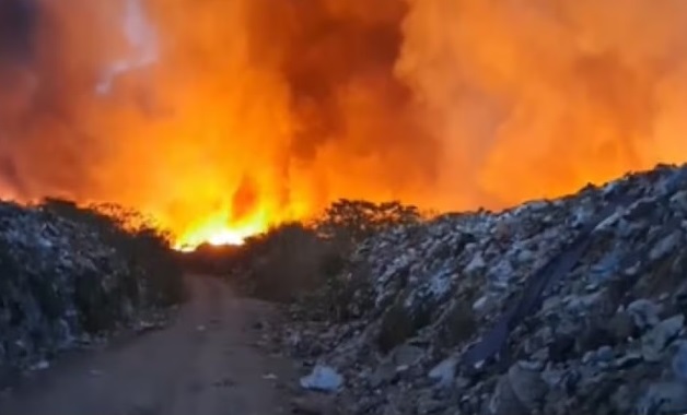 Após incêndio em lixão, IPAAM aplica multa de R$ 2,5 milhões à Prefeitura de Iranduba