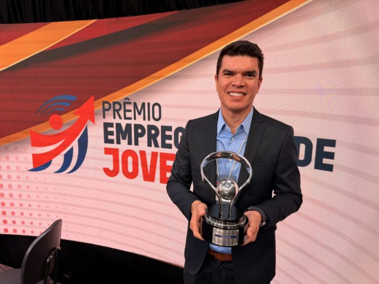 Prefeitura de Manaus vence prêmio nacional Rede Bandeirantes e se destaca na região Norte em empregabilidade para juventude