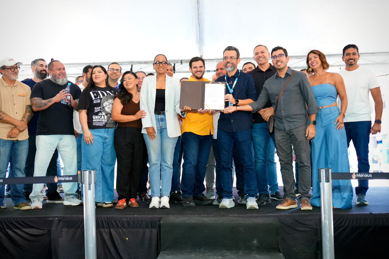Prefeito Renato Junior assina Ordem de Serviço para criação da primeira ‘Rua Gastronômica de Manaus’
