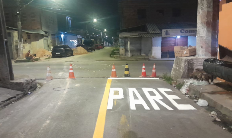 Prefeitura de Manaus avança com sinalização viária e reforça ordenamento em diferentes zonas da capital