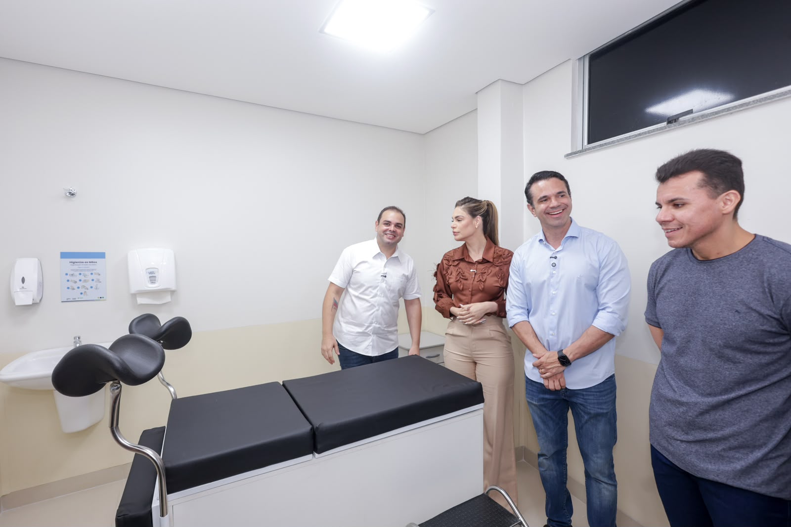 Hospital-Dia e Policlínica entregues pelo governador Roberto Cidade ampliam atendimentos especializados na rede pública de saúde
