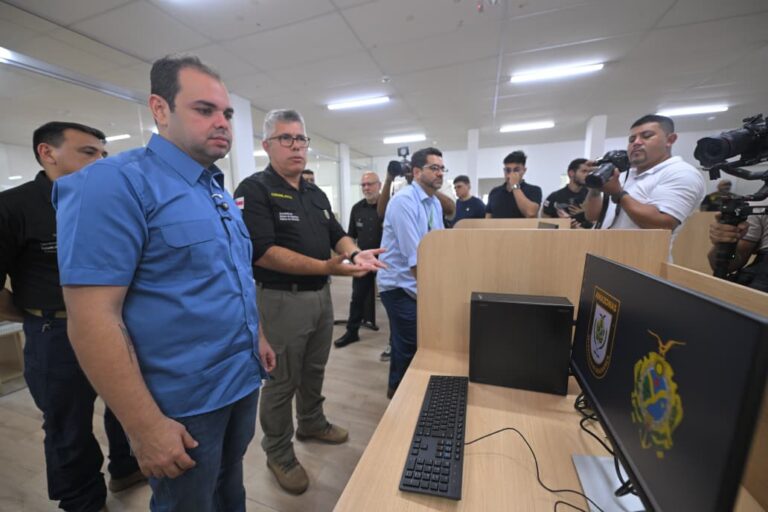 Governador Roberto Cidade acompanha conclusão das obras de modernização do Ciops