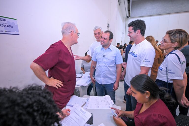 Roberto Cidade fiscaliza início dos mais de 5 mil atendimentos em saúde no Governo Presente