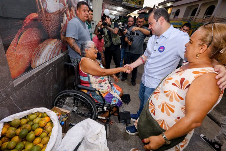 Roberto Cidade apresenta propostas para segurança, saúde e assistência social durante encontro no Coroado