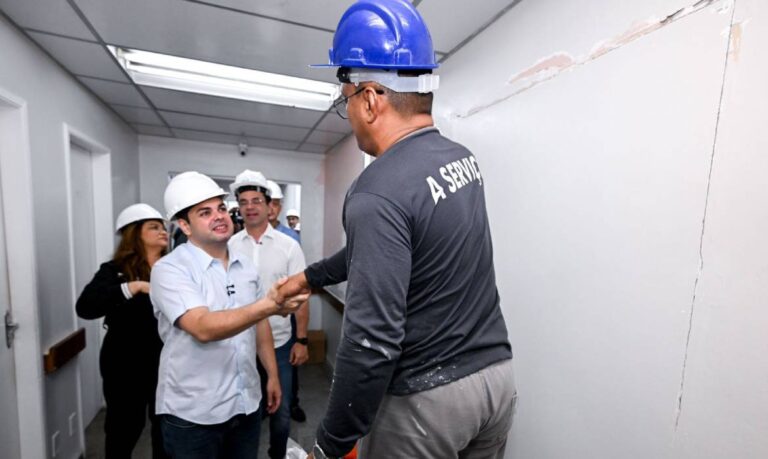 Governador Roberto Cidade vistoria obras da Maternidade Azilda Marreiro, na zona norte de Manaus