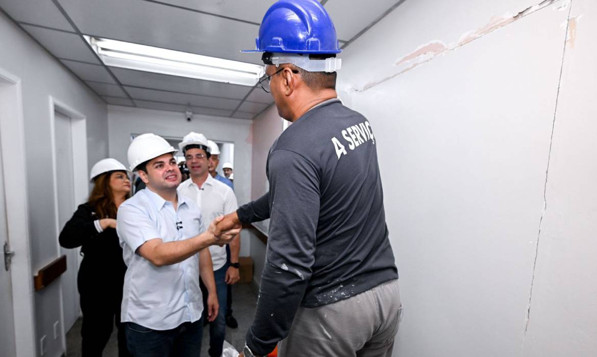 Governador Roberto Cidade vistoria obras da Maternidade Azilda Marreiro, na zona norte de Manaus
