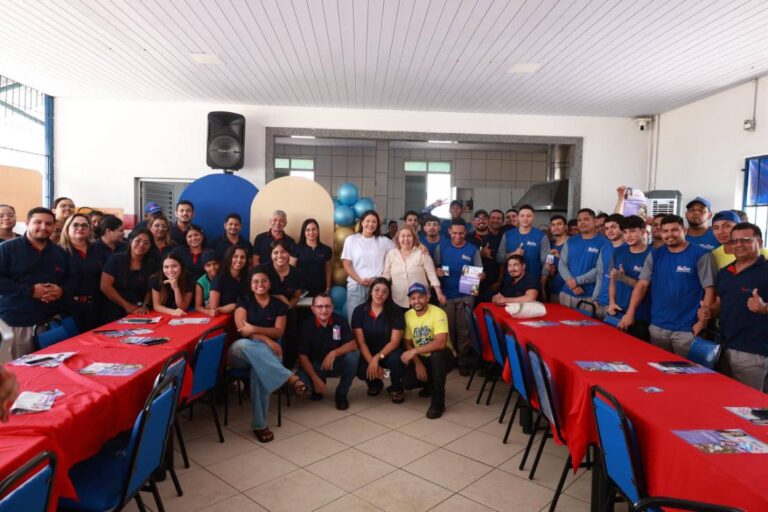 Brena Dianná visita fábricas em Manaus e reforça compromisso com indústria da Zona Franca