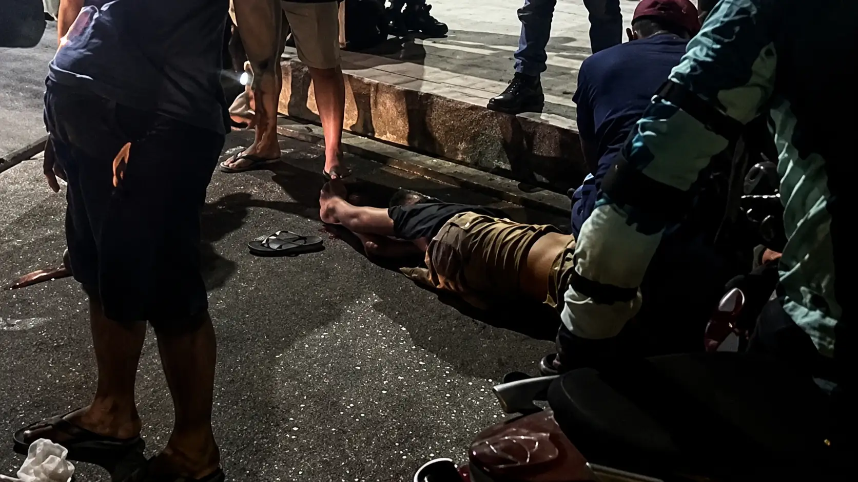 Casal fica ferido após colisão de motocicleta na Zona Leste de Manaus