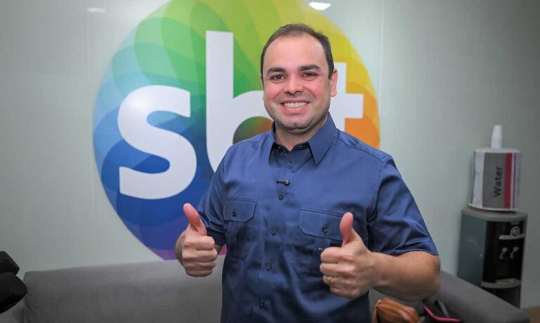 Governador e candidato à reeleição Roberto Cidade