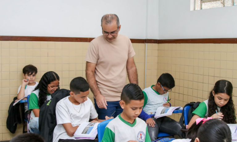 Escola municipal de Manaus conquista nota 9 e lidera Ideb dos Anos Iniciais entre capitais