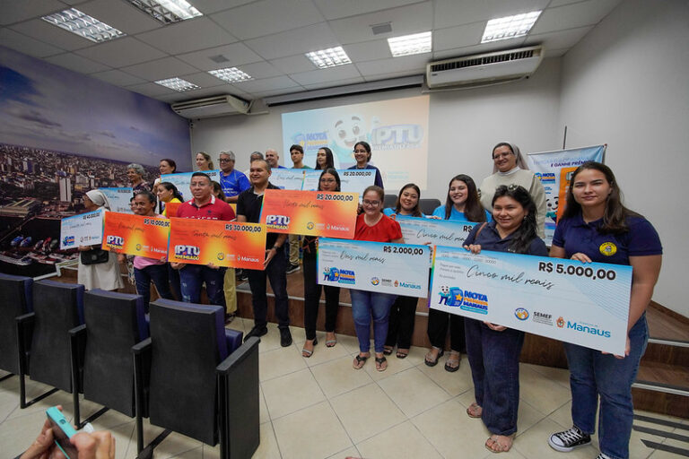 Manaus entrega R$ 540 mil a ganhadores das campanhas IPTU Premiado e Nota Premiada