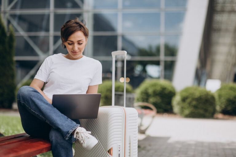 IA amplia escala no seguro viagem sem substituir humanos