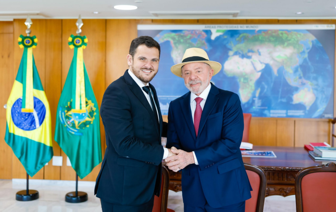 Prefeito de Manaus busca apoio de Lula e garante R$ 100 milhões para obras na zona Sul