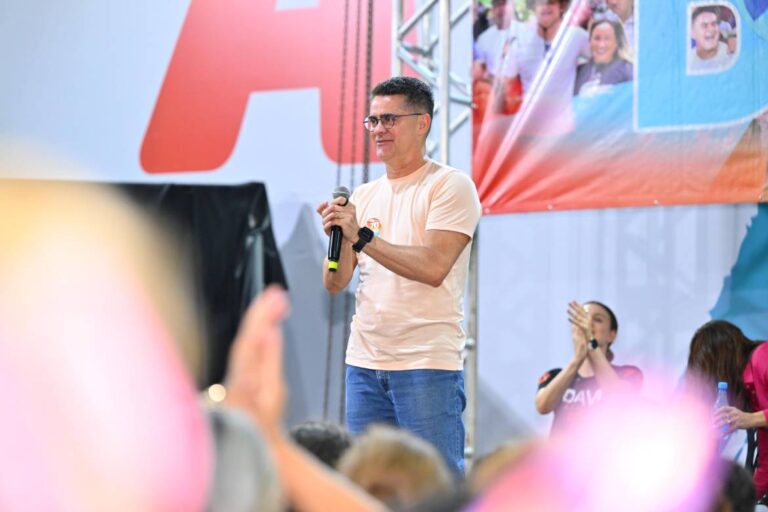 David Almeida apresenta propostas sociais e promete mais oportunidades e comida na mesa
