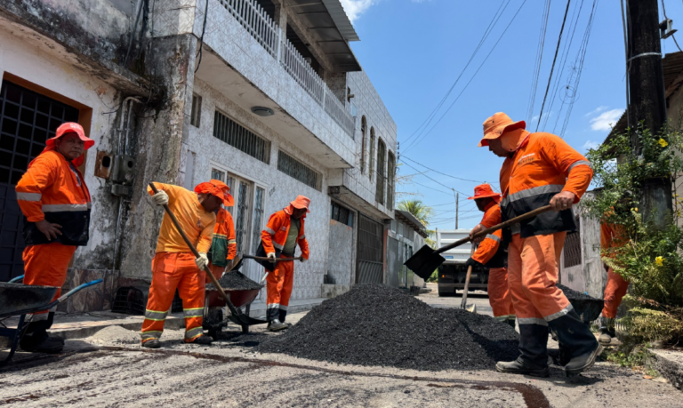 Recuperação asfáltica melhora segurança e mobilidade na rua Abdias Teles da Silva