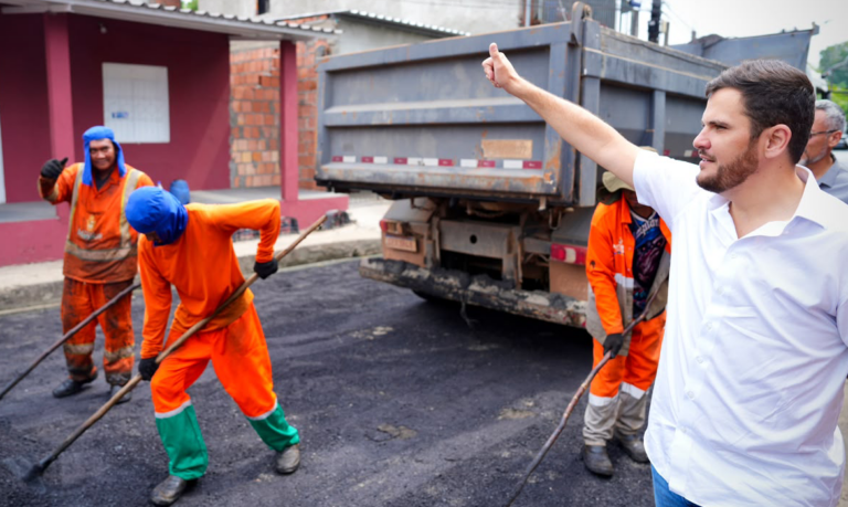 Manaus tem 48 frentes de infraestrutura com recapeamento, tapa-buracos e recuperação de drenagem