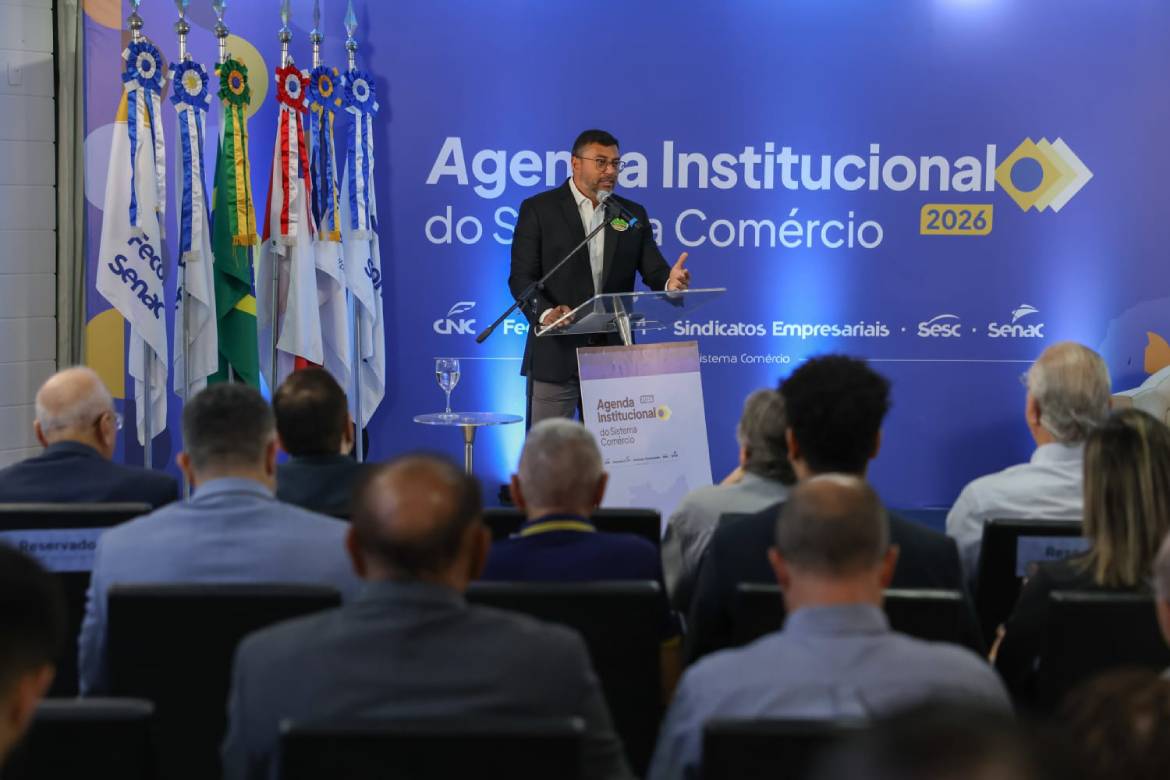 Fecomércio Amazonas promove diálogo com candidatos ao Senado e entrega Agenda Institucional do Comércio