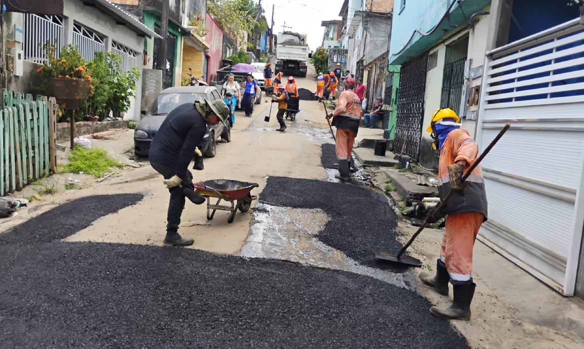 Prefeitura melhora pavimento e circulação nas ruas São Paulo e São Timóteo
