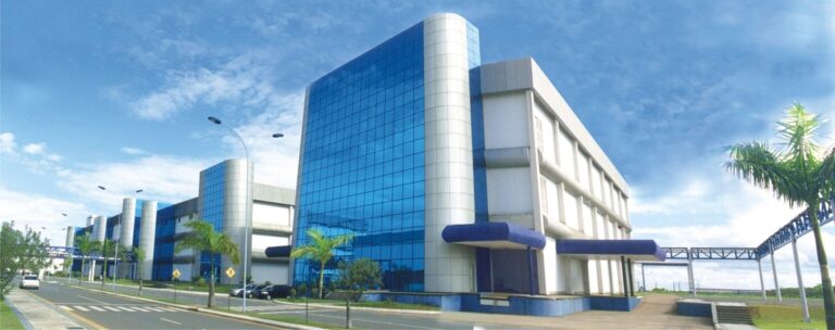 Indústria farmacêutica como pilar da saúde no Brasil