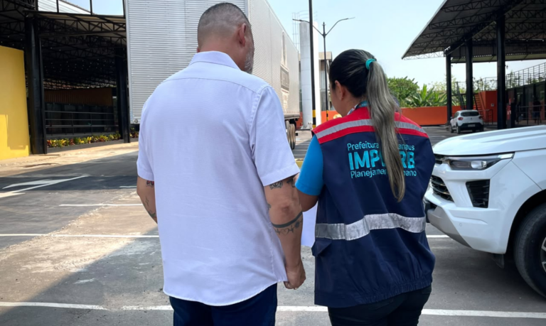 Implurb realiza vistorias técnicas para regularização de imóveis e ordenamento urbano em Manaus