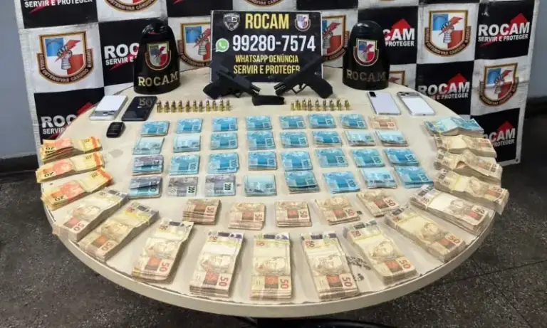 Rocam apreende R$ 104 mil e duas pistolas em Manaus