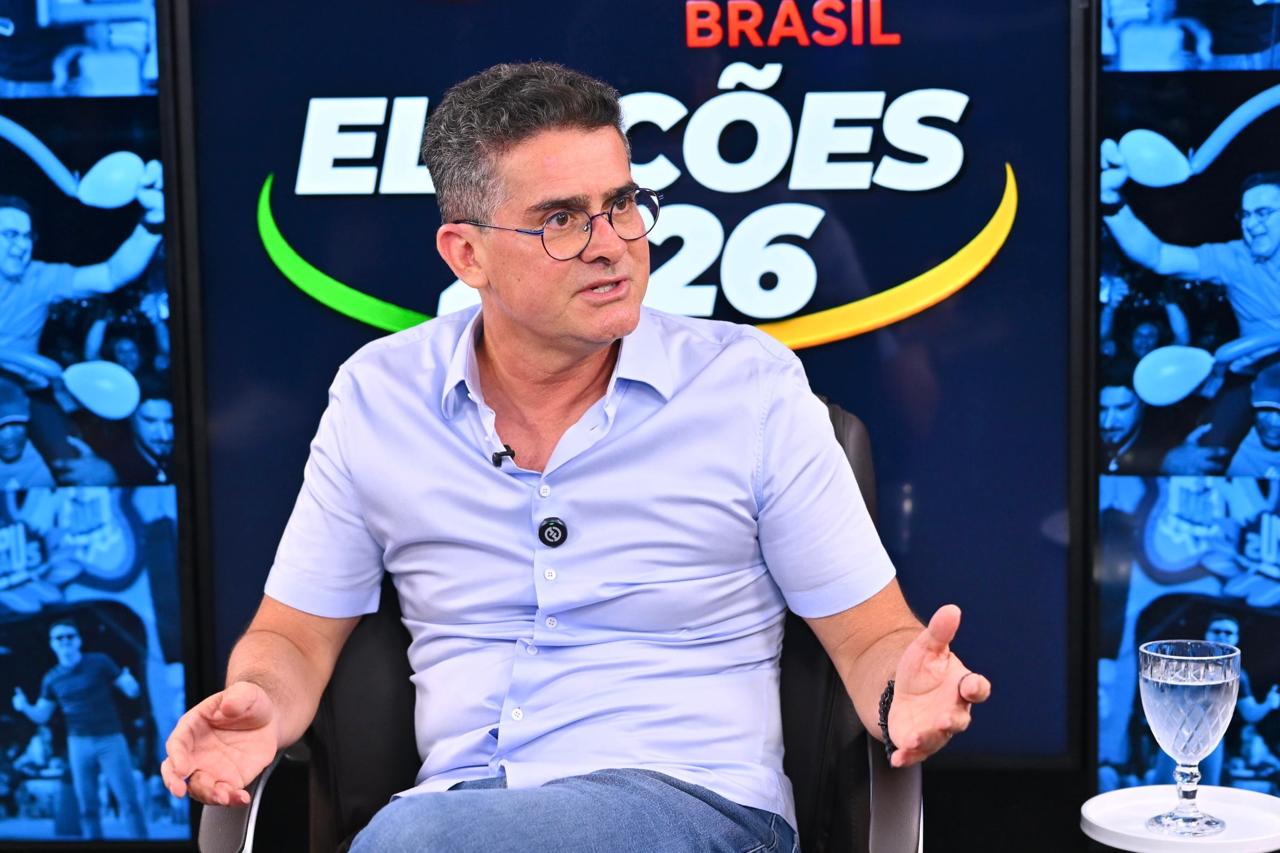 David defende apoio às prefeituras do interior para combater a fumaça e queimadas no Amazonas
