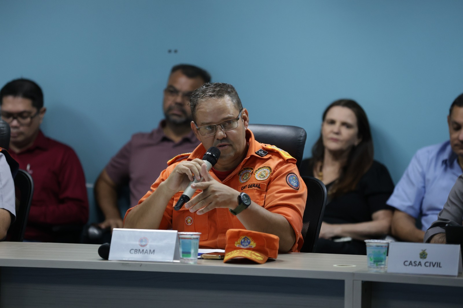 Governo do Amazonas intensifica ações de combate à estiagem e queimadas em nova reunião do Comitê de Enfrentamento a Eventos Climáticos e Ambientais