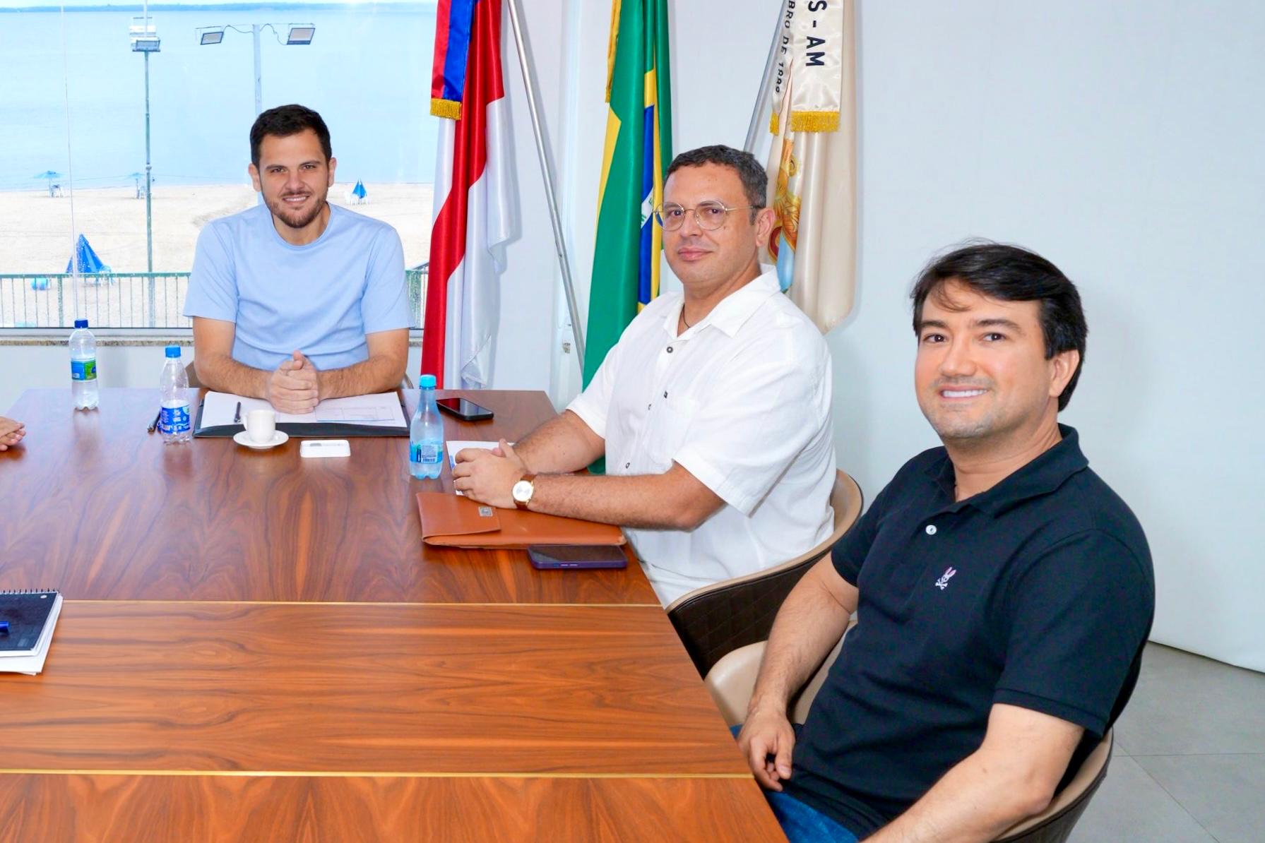 Jender Lobato retorna à presidência da ManausCult e Márcio Braz assume vice